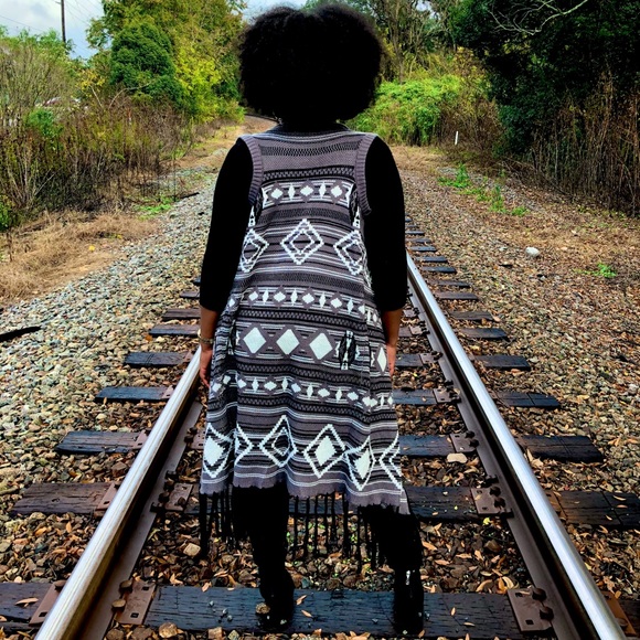 Printed Duster Sweater - Picture 2 of 5